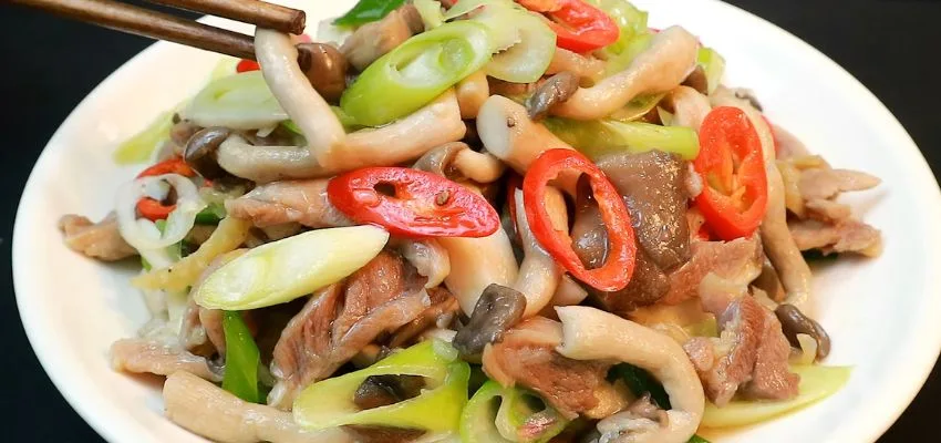 Cách Làm Gà Xào Nấm Ngon Miệng, Giàu Dinh Dưỡng 8 Món Gà Xào Nấm Ngon Miệng, Nhiều Dinh Dưỡng