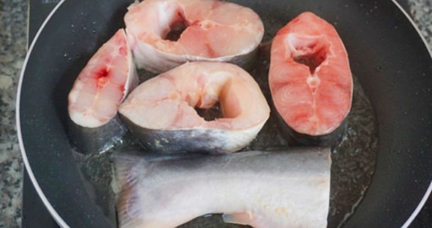 Chọn Cá Lăng Nấu Canh Chua