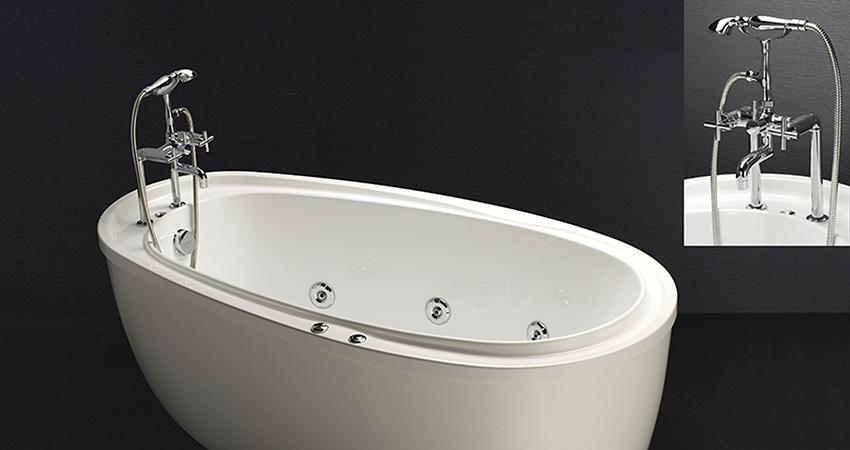 Bồn Tắm Có Yếm Trái