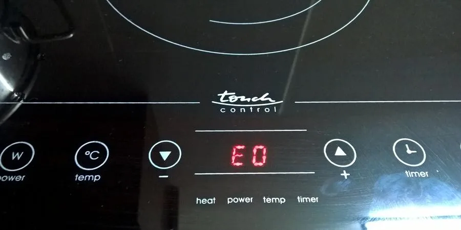 Lỗi E0 Xuất Hiện Khi Nồi Không Phù Hợp Với Bếp