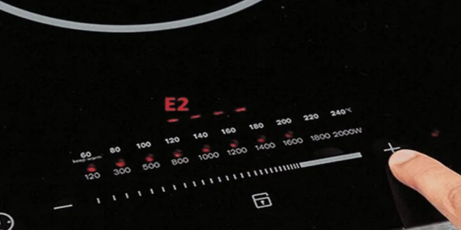 Lỗi E2 Thông Thường Do Đáy Nồi Có Kích Thước Không Phù Hợp Với Vùng Nấu