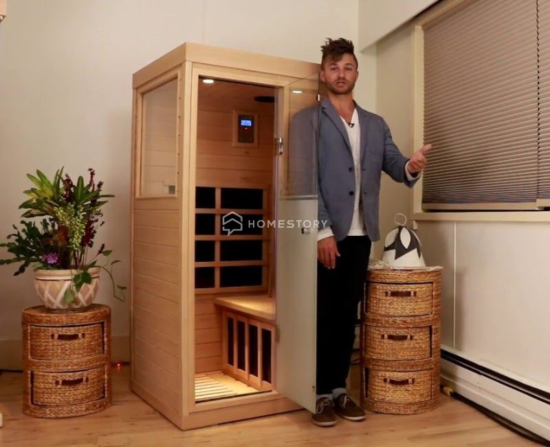 Máy Xông Hơi Gia Đình Được Thiết Kế Vô Cùng Nhỏ Gọn, Không Chiếm Quá Nhiều Diện Tích Trong Gian Phòng