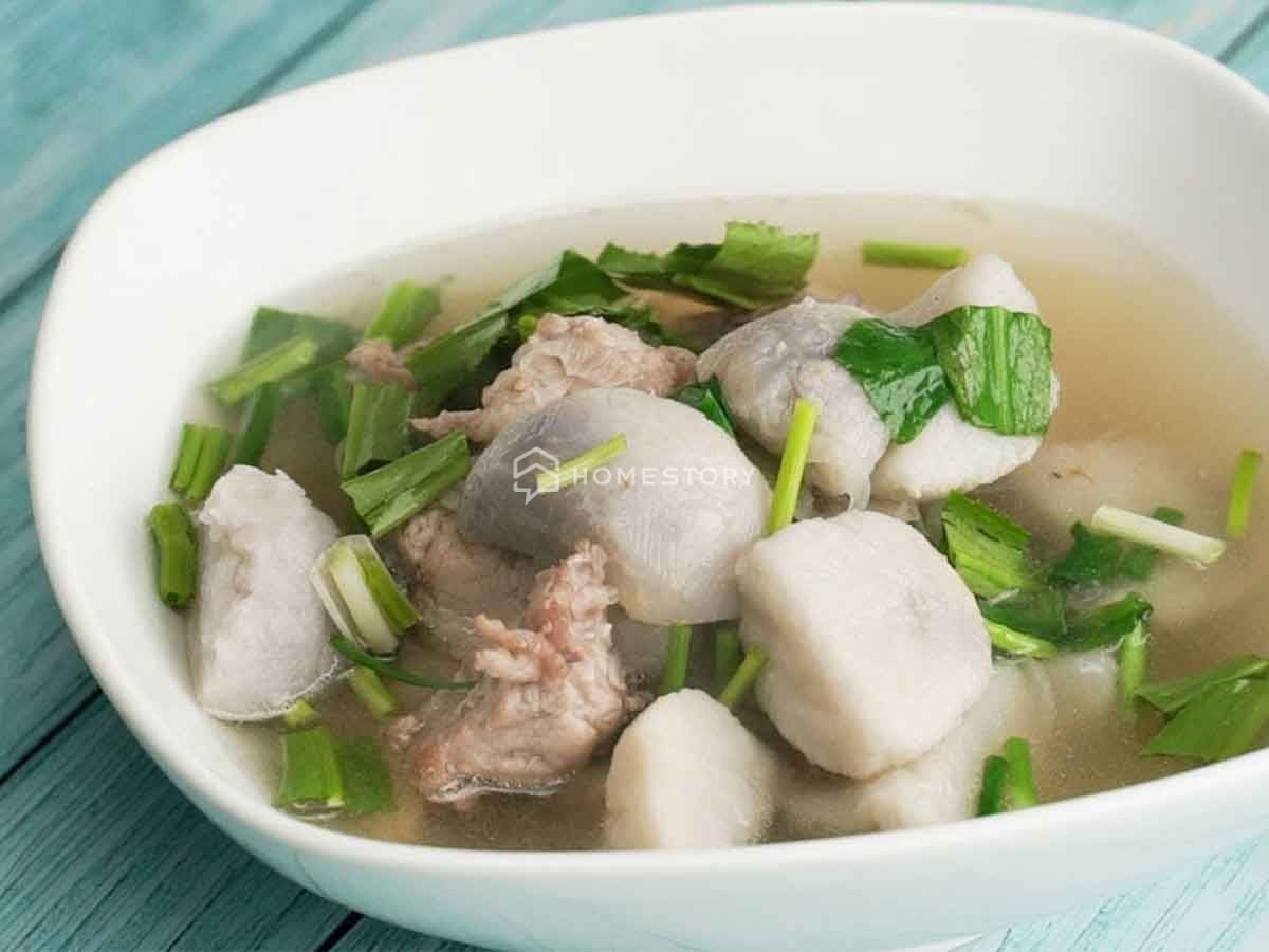 Trời Mưa Ăn Gì Ngon? 20+ Món Ngon Ngày Mưa Dễ Nấu, Dễ Hao Cơm 20 Trời Mưa Ăn Món Gì Ngon? - Canh Khoai Sọ Nấu Sườn