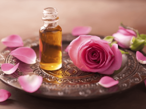 Tinh-Dau-Hoa-Hong 1 - Tinh Dau Hoa Hong