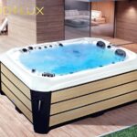 bon-tam-jacuzzi-massage-acrylic-rudylux-rd-808a-chu-nhat-doc-lap-sang-trong-dang-cap.jpg