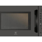 mat-truoc-lo-vi-song-co-co-nuong-electrolux-ultimatetaste-500-emg30d22bm-30-lit-dat-noi.jpg